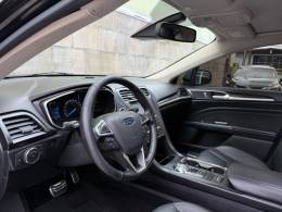 FORD - FUSION - 2016/2017 - Preta - R$ 97.900,00