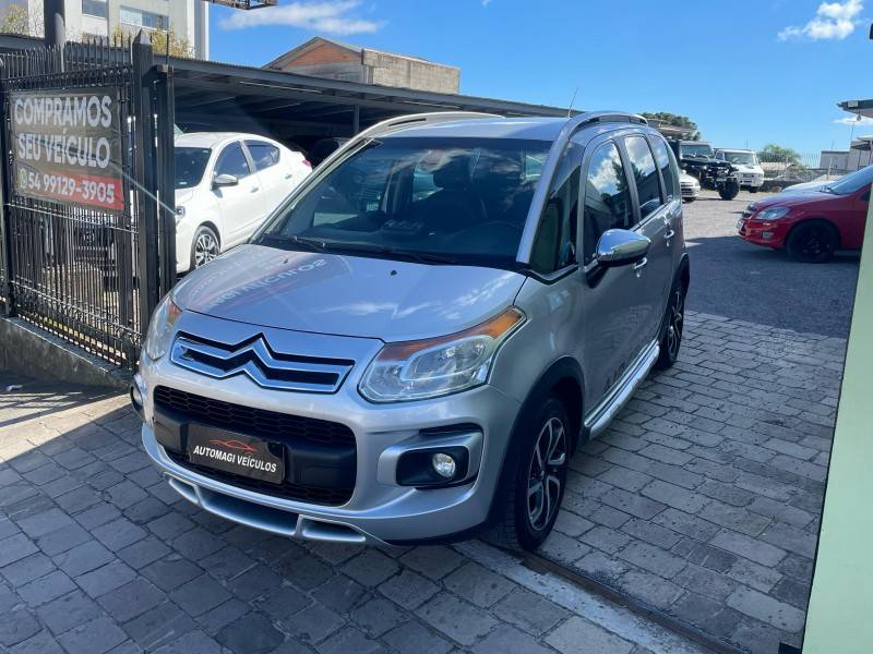 CITROËN - AIRCROSS - 2013/2013 - Prata - R$ 39.900,00