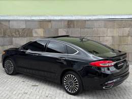 FORD - FUSION - 2016/2017 - Preta - R$ 97.900,00
