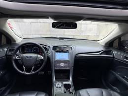 FORD - FUSION - 2016/2017 - Preta - R$ 97.900,00