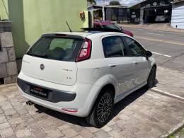 FIAT - PUNTO - 2013/2013 - Branca - R$ 49.900,00