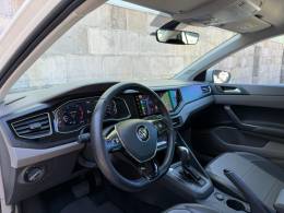 VOLKSWAGEN - VIRTUS - 2021/2022 - Branca - R$ 93.900,00