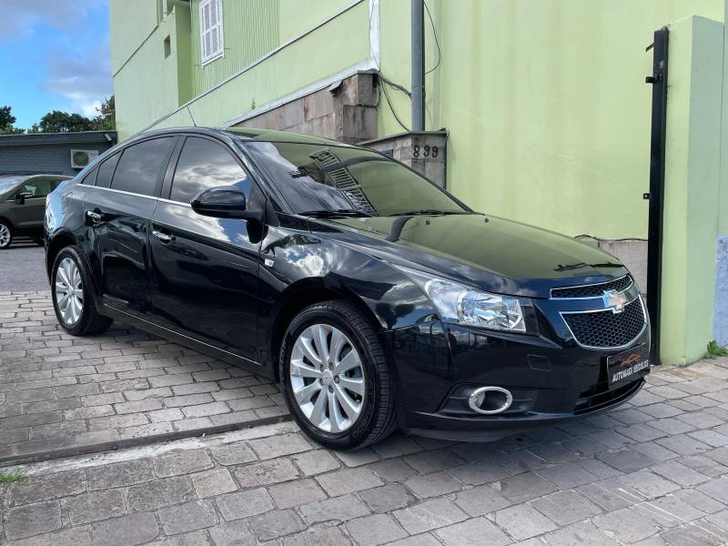 CHEVROLET - CRUZE - 2014/2014 - Preta - R$ 69.900,00