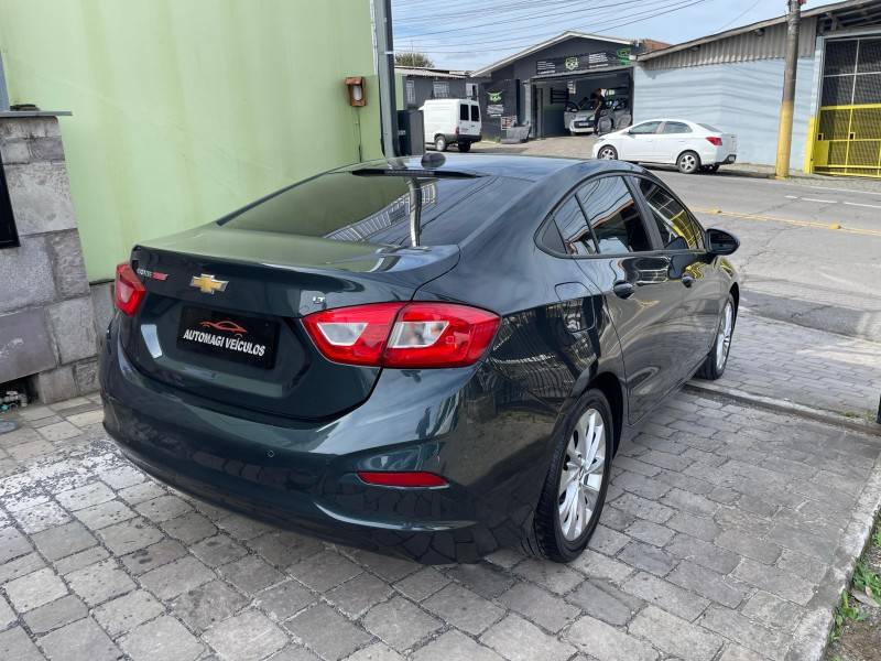 CHEVROLET - CRUZE - 2017/2017 - Cinza - R$ 79.900,00