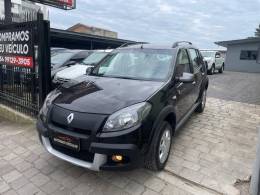 RENAULT - SANDERO - 2012/2013 - Preta - R$ 41.900,00