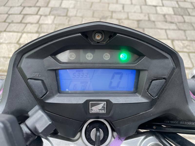 HONDA - CG 150 - 2014/2014 - Branca - R$ 15.900,00