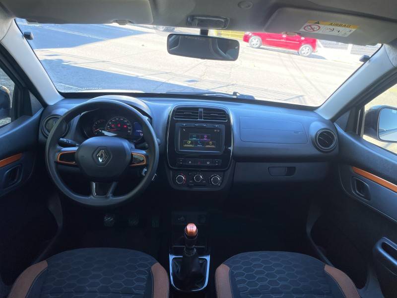 RENAULT - KWID - 2019/2020 - Bege - R$ 47.900,00