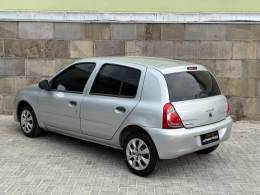RENAULT - CLIO - 2013/2014 - Prata - R$ 31.900,00