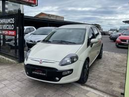 FIAT - PUNTO - 2015/2016 - Branca - R$ 42.500,00