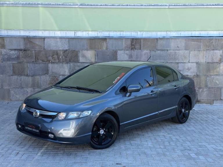 HONDA - CIVIC - 2007/2008 - Cinza - R$ 45.900,00