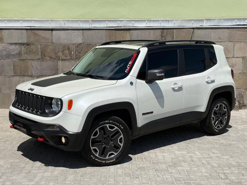 JEEP - RENEGADE - 2018/2018 - Branca - R$ 99.900,00