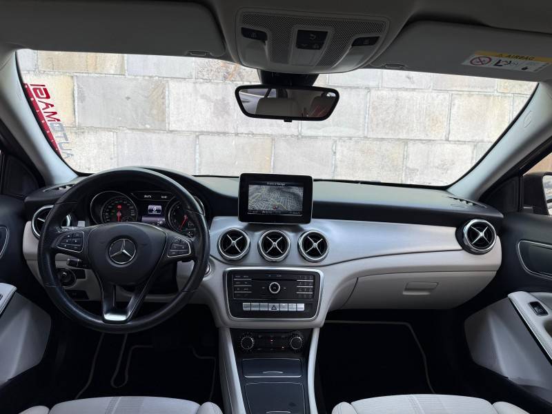 MERCEDES-BENZ - GLA 200 - 2019/2019 - Cinza - R$ 129.900,00