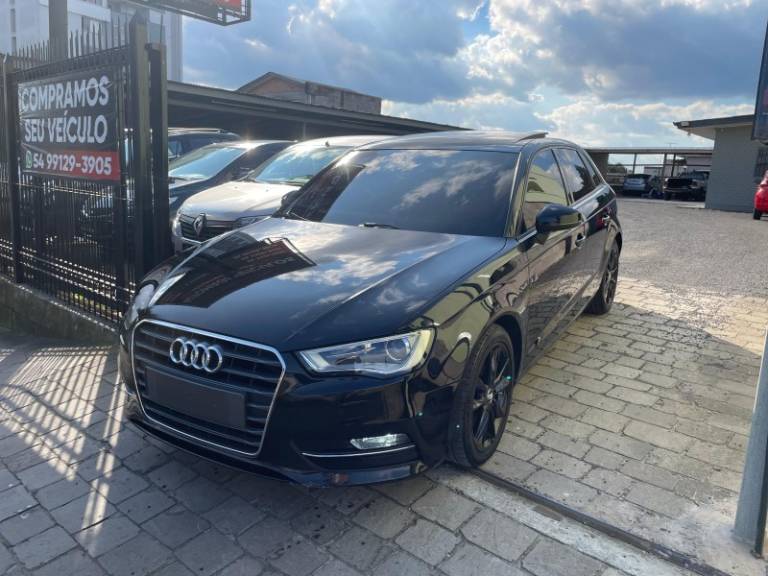 AUDI - A3 - 2014/2014 - Preta - R$ 91.900,00