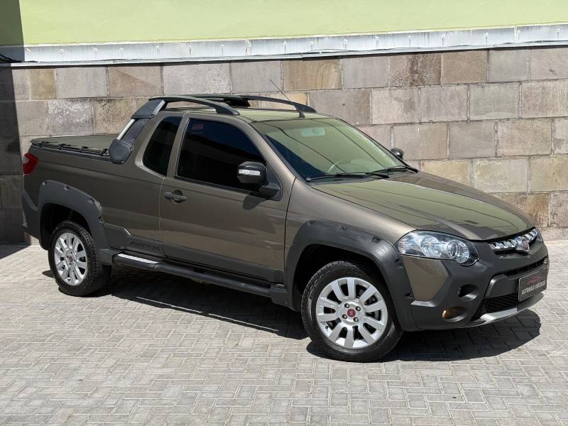 FIAT - STRADA - 2016/2016 - Cinza - R$ 65.900,00