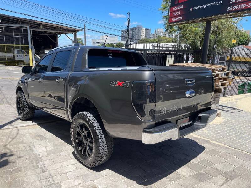 FORD - RANGER - 2021/2022 - Cinza - R$ 189.900,00