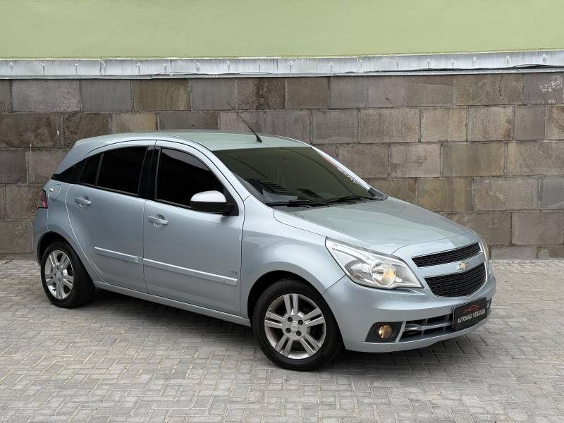 CHEVROLET - AGILE - 2011/2012 - Prata - R$ 37.900,00