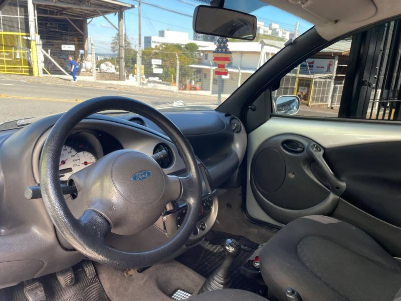 FORD - KA - 2006/2006 - Prata - R$ 14.900,00