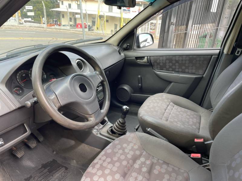CHEVROLET - PRISMA - 2009/2010 - Preta - R$ 23.900,00