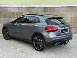 MERCEDES-BENZ - GLA 200 - 2019/2019 - Cinza - R$ 129.900,00