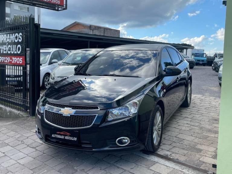 CHEVROLET - CRUZE - 2014/2014 - Preta - R$ 69.900,00