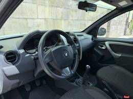 RENAULT - OROCH - 2021/2022 - Branca - R$ 78.900,00