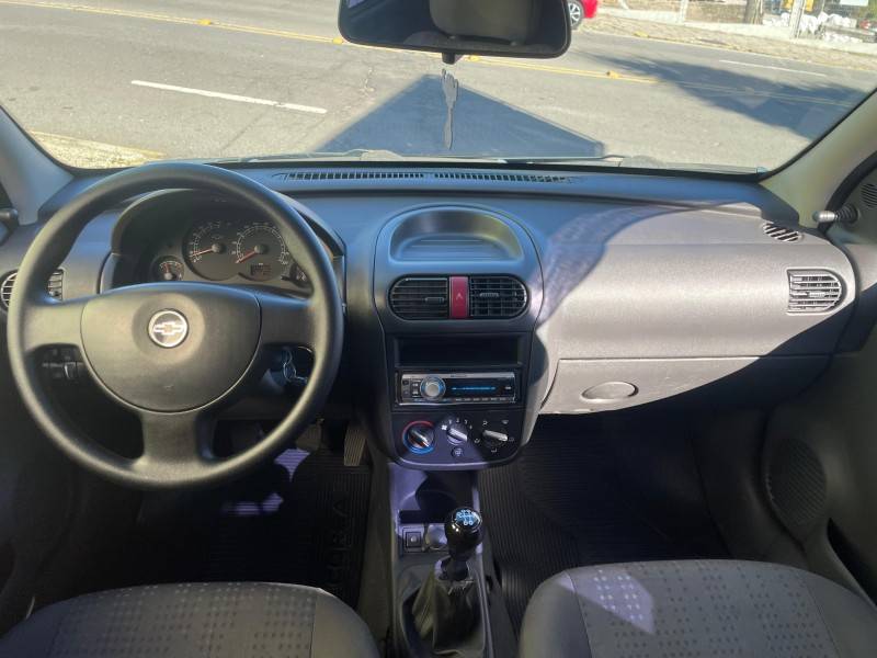 CHEVROLET - CORSA - 2012/2012 - Preta - R$ 32.900,00