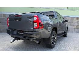TOYOTA - HILUX - 2021/2021 - Cinza - R$ 245.900,00