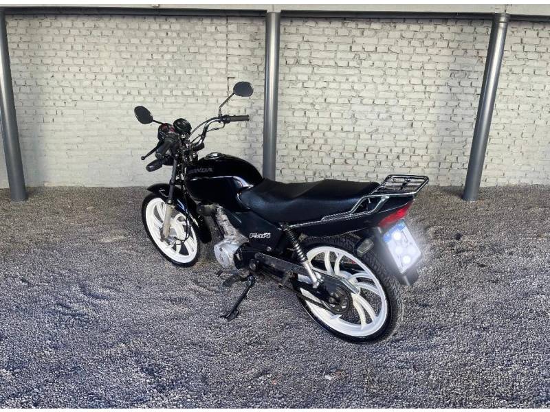 HONDA - CG 125 - 2008/2008 - Preta - R$ 7.900,00
