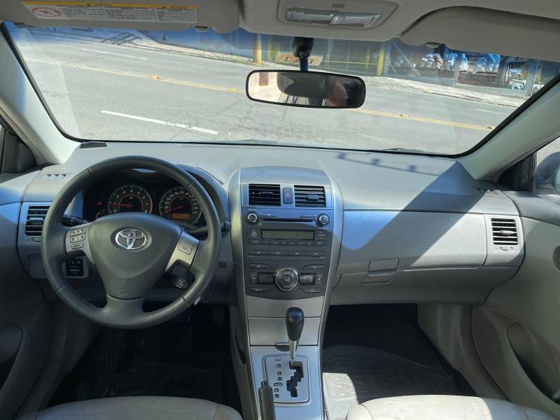 TOYOTA - COROLLA - 2009/2009 - Prata - R$ 55.900,00