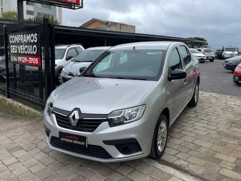 RENAULT - LOGAN - 2022/2022 - Prata - R$ 56.900,00