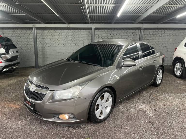 CHEVROLET - CRUZE - 2014/2014 - Cinza - R$ 62.900,00