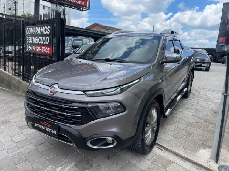 FIAT - TORO - 2020/2020 - Prata - R$ 114.900,00