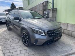 MERCEDES-BENZ - GLA 200 - 2019/2019 - Cinza - R$ 135.900,00