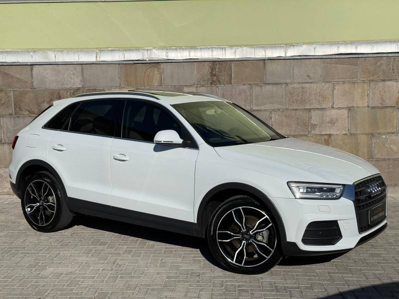 AUDI - Q3 - 2015/2016 - Branca - R$ 95.900,00