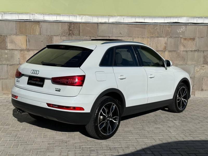 AUDI - Q3 - 2015/2016 - Branca - R$ 95.900,00