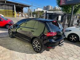VOLKSWAGEN - GOLF - 2014/2015 - Preta - R$ 84.900,00