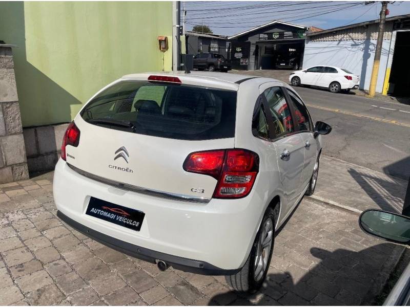 CITROËN - C3 - 2014/2015 - Branca - R$ 48.900,00