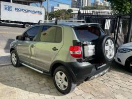 VOLKSWAGEN - CROSSFOX - 2005/2006 - Cinza - R$ 31.900,00