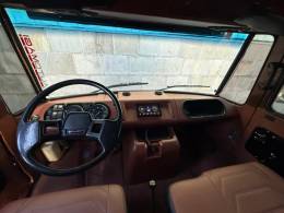 MERCEDES-BENZ - 708 - 1988/1988 - Bege - R$ 119.900,00