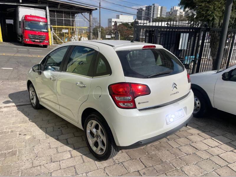 CITROËN - C3 - 2014/2015 - Branca - R$ 48.900,00