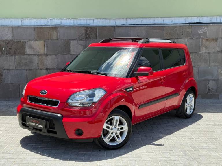 KIA MOTORS - SOUL - 2011/2011 - Vermelha - R$ 41.900,00