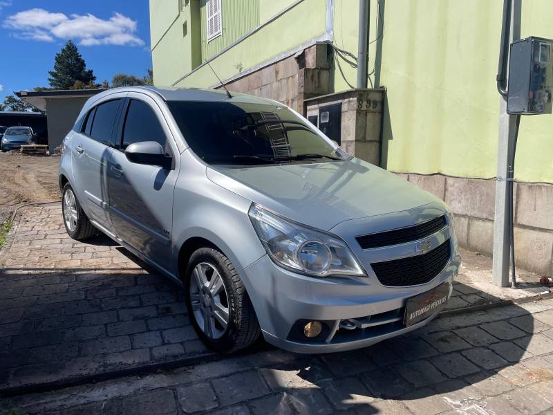 CHEVROLET - AGILE - 2011/2012 - Prata - R$ 37.900,00