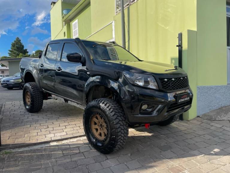 NISSAN - FRONTIER - 2020/2021 - Preta - R$ 159.900,00