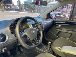 VOLKSWAGEN - UP - 2018/2018 - Preta - R$ 63.900,00