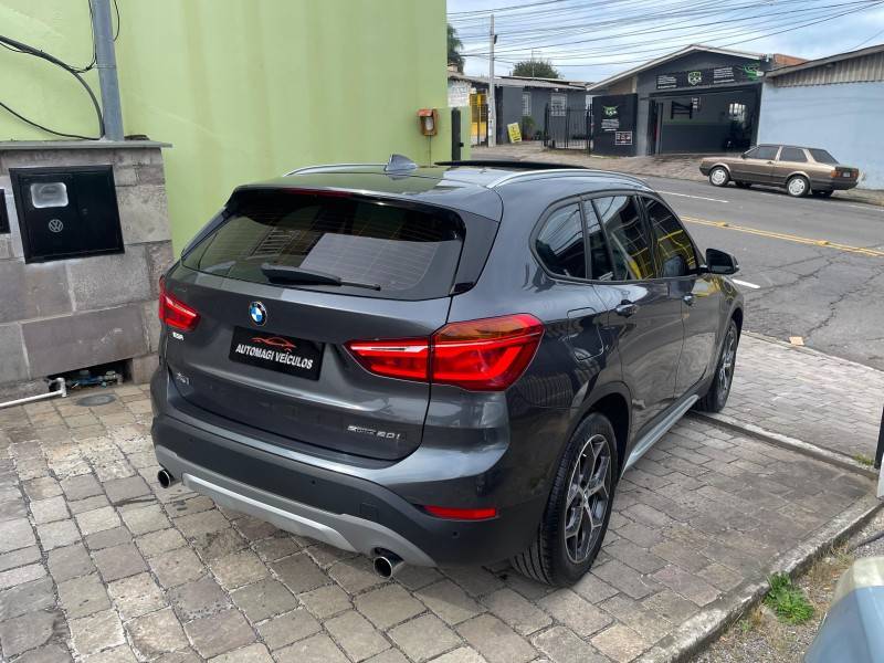 BMW - X1 - 2018/2019 - Cinza - R$ 149.900,00